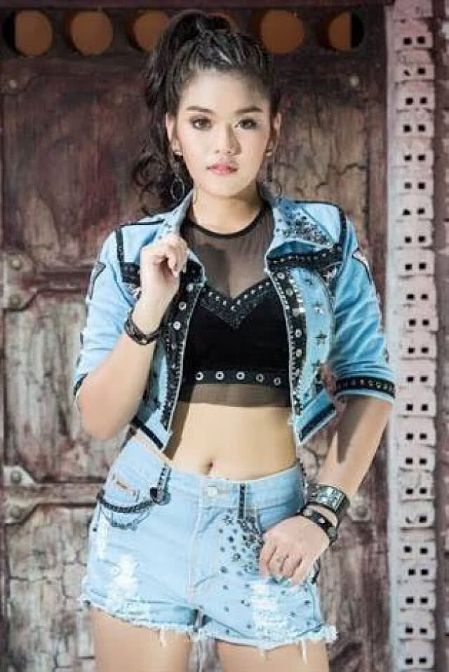 "ธัญญ่า อาร์สยาม" ปล่อยเพลงใหม่ ปัดเกาะกระแส "เบิ้ล ปทุมราช"