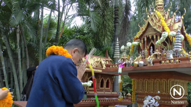 "บุญเลิศ" กลับมารับตำแหน่ง ยันไม่มีต่อรองการเมือง