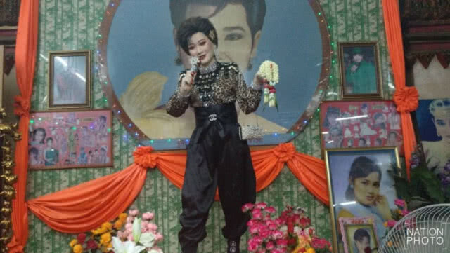 11 - 17 มิ.ย. งานรำลึกครบรอบ 26 ปี "พุ่มพวง ดวงจันทร์"