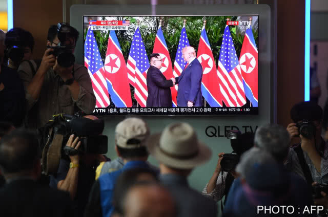 ภาพชุด : วันแห่งประวัติศาสตร์! "คิม" พบ "ทรัมป์"