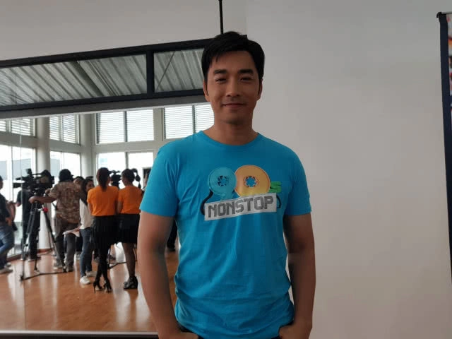 "ศิลปินยุค90" ถ่ายโปสเตอร์ "90's Nonstop Concert" เต้นไม่หยุด สุดทุกค่าย!