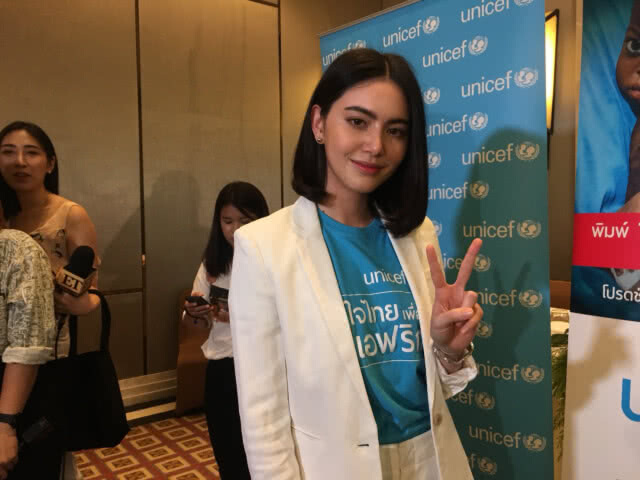 ใหม่ ยินดี แฟนคลับจับจิ้น เชียร์ลงละครคู่ โป๊ป