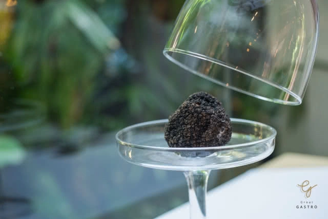 U can eat Meet กับปูน:: Thai Tasting Menu @Maison de la Truffe