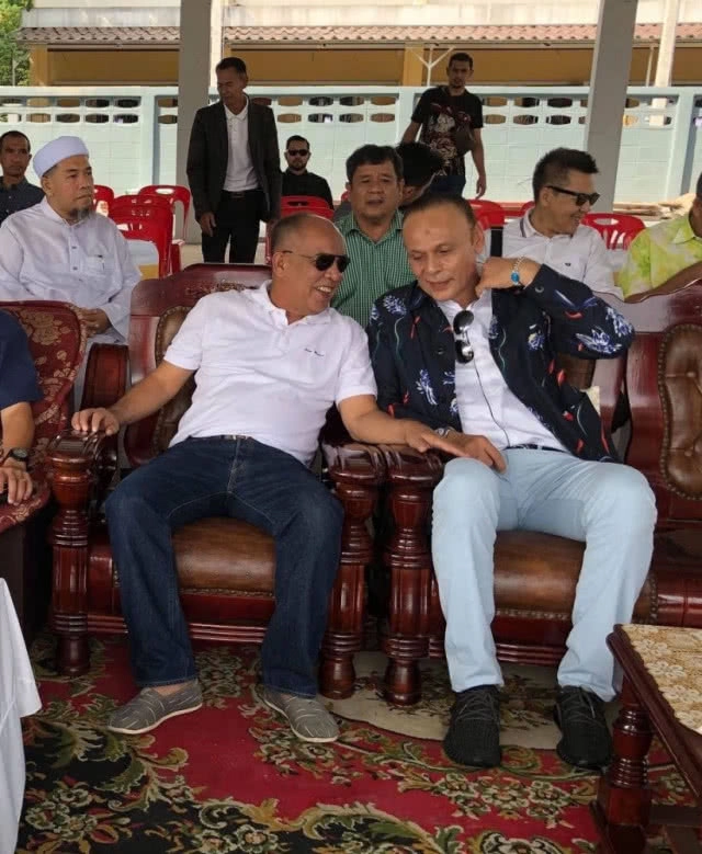 ​​​​​​อภิมหาดีล! "เจ้าพ่ออุทัย" สวมเสื้อบุรีรัมย์ยูไนเต็ด