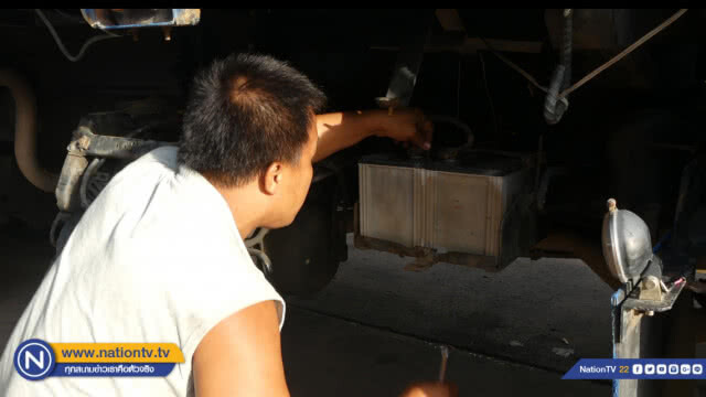 คนร้ายขโมย! ดูดน้ำมัน รถสิบล้อ