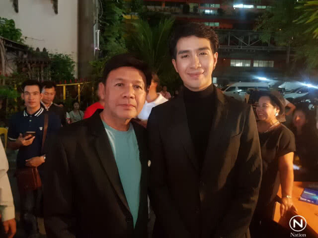 "ไกรสร-เพชร" ขอบคุณแฟนเพลง 26 ปียังรัก "พุ่มพวง"