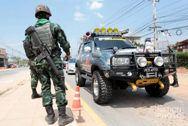 ด่านสะเดาคึกคัก! รับเทศกาลฮารีรายอและช่วงปิดเทอมมาเลเซีย