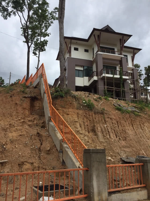 หน.ศูนย์ภัยพิบัติชี้ควรรื้อบ้านป่าแหว่ง 45 หลังออกจากพื้นที่