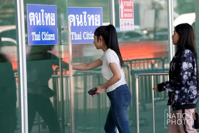 ด่านสะเดาคึกคัก! รับเทศกาลฮารีรายอและช่วงปิดเทอมมาเลเซีย