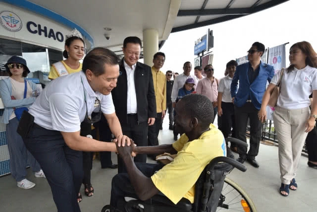 "วีระศักดิ์" สำรวจ"ท่ามหาราช"ทดลองใช้วีลแชร์จริง หวังขับเคลื่อนการท่องเที่ยวไทยเพื่อคนทั้งมวล