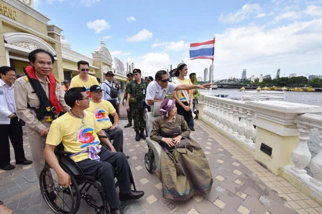 "วีระศักดิ์" สำรวจ"ท่ามหาราช"ทดลองใช้วีลแชร์จริง หวังขับเคลื่อนการท่องเที่ยวไทยเพื่อคนทั้งมวล