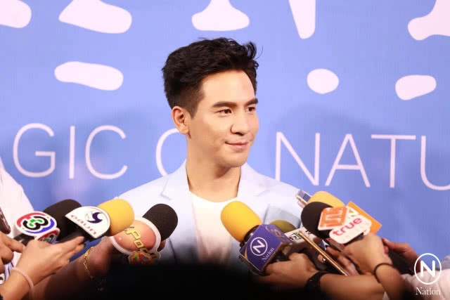 ลุยงานลาวครั้งแรก "โป๊ป ธนวรรธน์" ทำห้างแตก