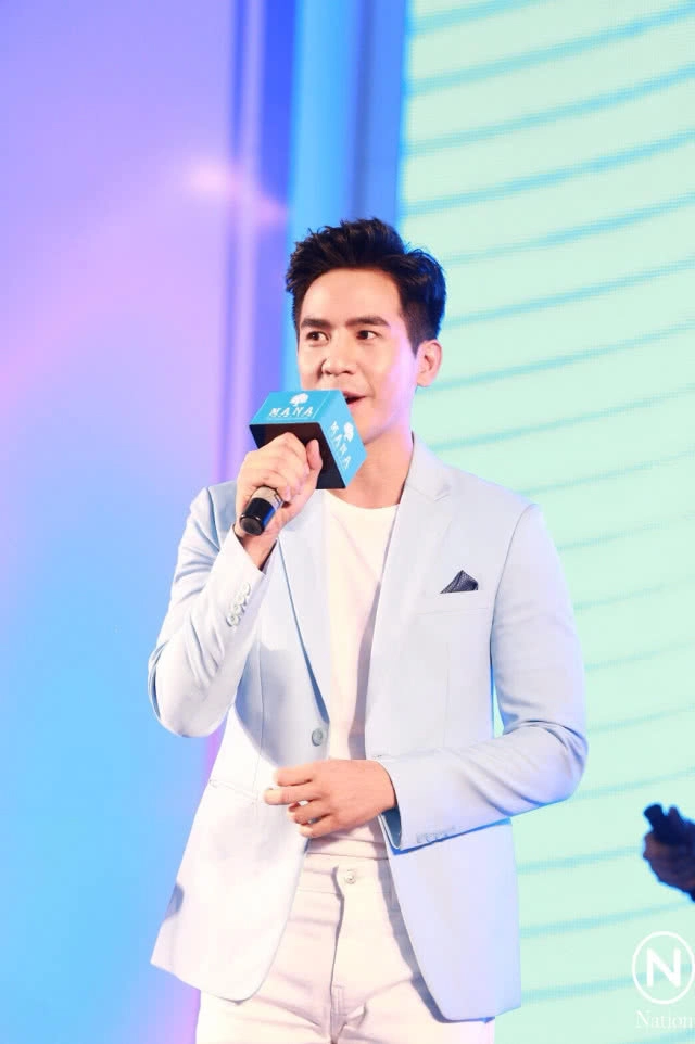 ลุยงานลาวครั้งแรก "โป๊ป ธนวรรธน์" ทำห้างแตก