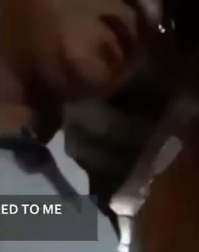 (คลิป) มันคืออะไร! รปภ.ผลัดกลางคืน ถ่ายคลิป
เงาดำ ในห้องแต่งตัวในสนามฟุตบอลอาร์เจนตินา