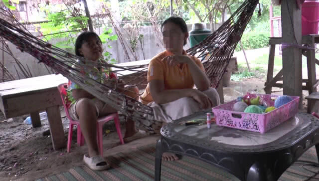 อุทาหรณ์ ด.ญ.9 ขวบตาหวิดบอด เล่นกาวร้อนกระเด็นเข้าตา