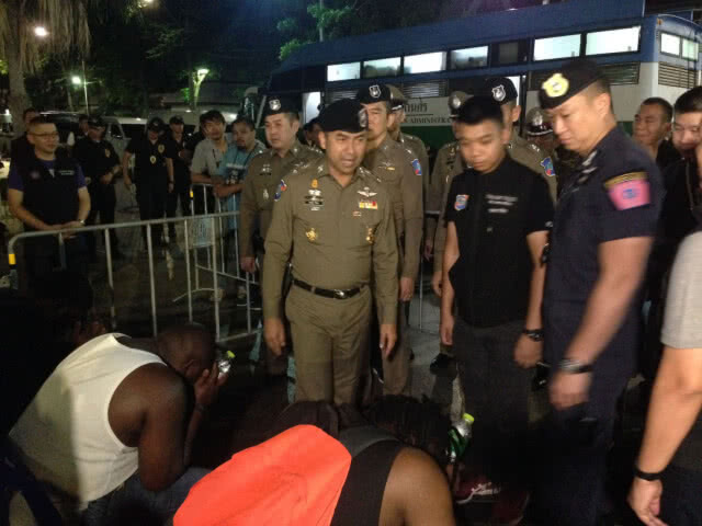 "บิ๊กโจ๊ก" แถลงผลยุทธการ "X-RAY OUTLAW FOREIGNER" 87 จุดทั่วประเทศ พบความผิดหลบหนีเข้าเมือง 51 ราย
