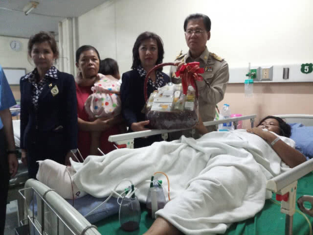 8ฮีโร่พบลุงตู่19มิ.ย.