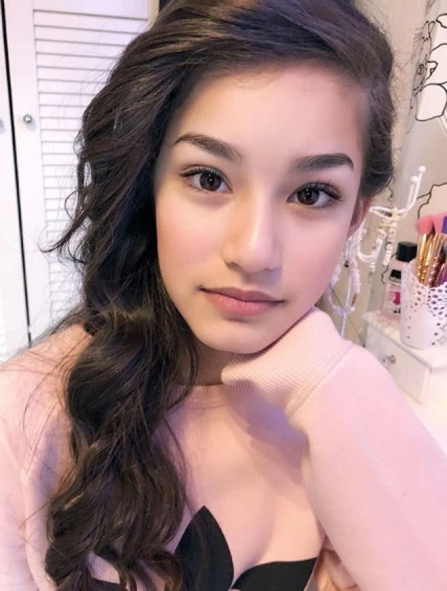 เปิดวาร์ป น้อง "นาทัชชา" สาวน้อยลูกครึ่งไทย-เยอรมัน หนูโตเป็นสาวแล้วจ้า