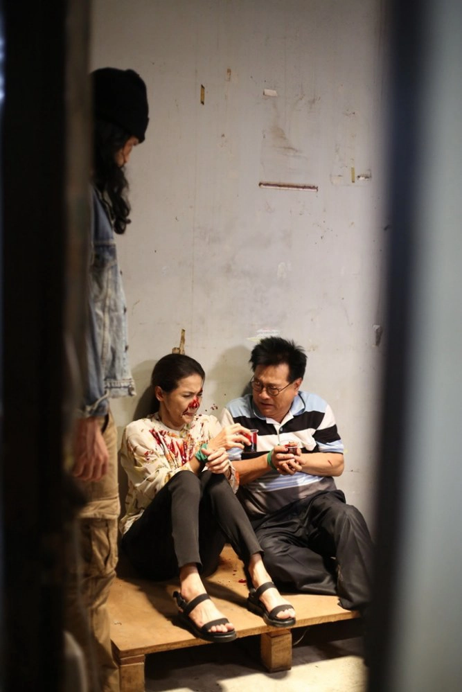 'ปั่น-เอ๋' ถูกโน๊ตจับเป็นตัวประกันใน 'เล็บครุฑ'