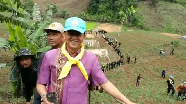 จัดกิจกรรมปลูกป่าเพื่อฟื้นฟูป่าต้นน้ำ