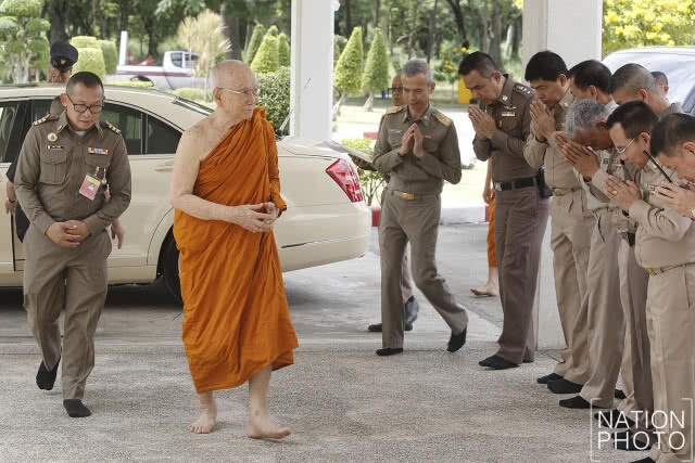 สมเด็จพระสังฆราชฯ เสด็จทรงเป็นประธานการประชุมมหาเถรสมาคม ครั้งที่ 17 (ภาพชุด)