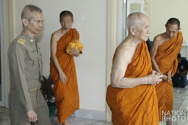 สมเด็จพระสังฆราชฯ เสด็จทรงเป็นประธานการประชุมมหาเถรสมาคม ครั้งที่ 17 (ภาพชุด)