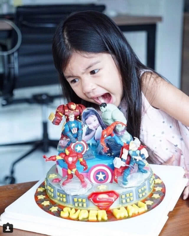 น้องมะลิ สุดเศร้า เพื่อนที่โรงเรียนวิ่งหนี เพราะกิ๊บติดผมอันใหม่