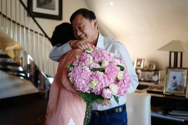 "ทักษิณ"ให้คำมั่นในวันเกิด"ยิ่งลักษณ์" "พี่จะดูแลน้องให้การใช้ชีวิตอยู่ในต่างแดนของเรามีคุณค่า"