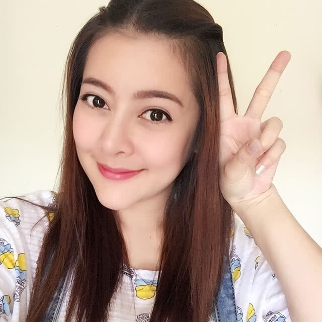 คุณแม่สายสตรอง "เอิร์น เดอะสตาร์" ล่าสุดลงมือสร้างบ้านด้วยตัวเอง!