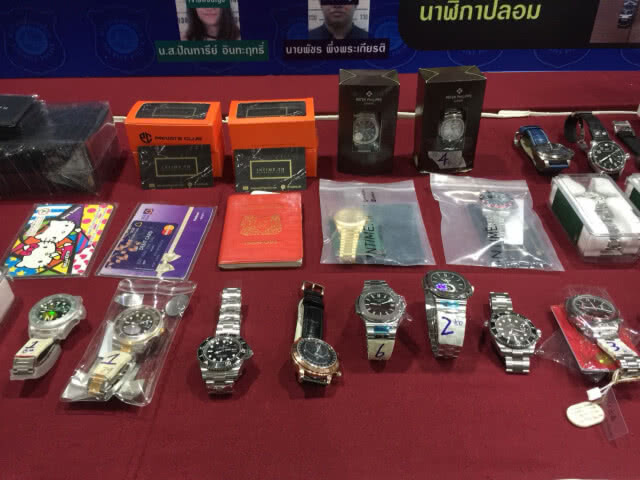 "บิ๊กโจ๊ก" รวบ! หนุ่มสิงคโปร์ ขายนาฬิกาหรู ละเมิดลิขสิทธิ์