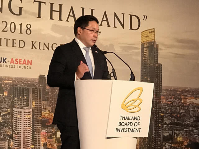 นายกฯ มอบนโยบาย "Transforming Thailand" พร้อมขับเคลื่อนเศรษฐกิจยุค 4.0
