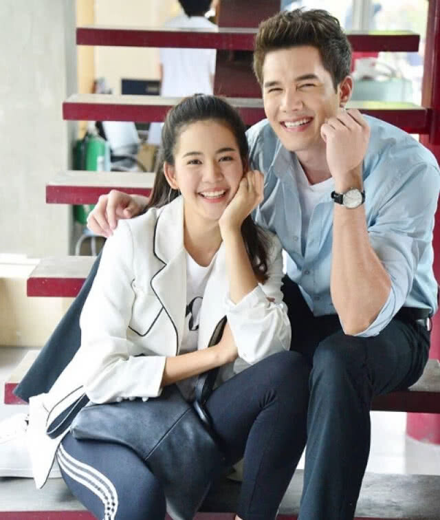 มิกค์-ทองระย้า หอบต้นไม้มงคล
เยี่ยมโบว์-เมลดา หลังผ่าตัดซีสต์ที่มดลูก !!!