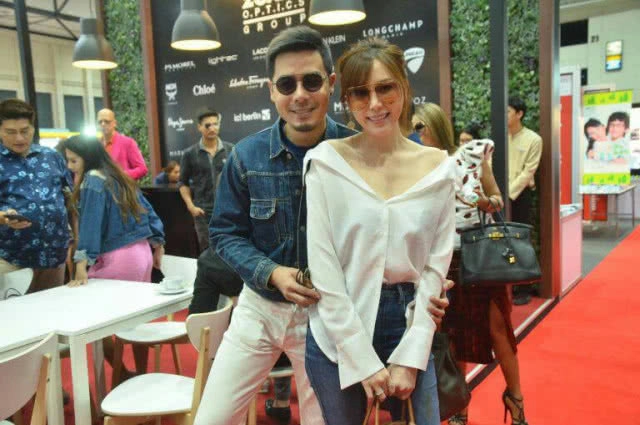 ออกงานคู่ครั้งแรก! "เชน-แพร" เผยรัก 20 ปี จากเพื่อนเป็นแฟน