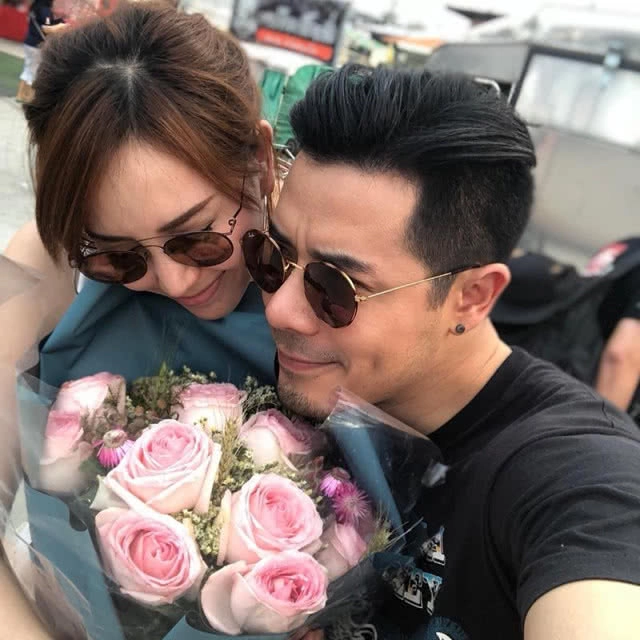 ออกงานคู่ครั้งแรก! "เชน-แพร" เผยรัก 20 ปี จากเพื่อนเป็นแฟน