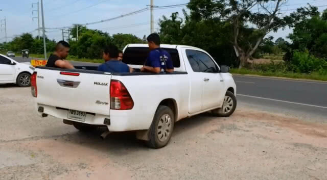 สุดทนแจ้งจับน้องเมียและลูกจ้างร่วมกันลักของในร้านไปจำนำ(มีคลิป)