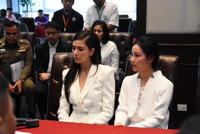'4ดาราดัง' เข้าพบ ตร. ให้ปากคำรีวิวเมจิกสกิน