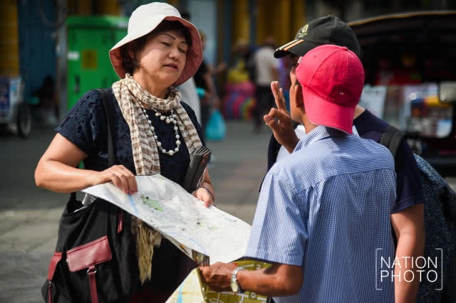 คุมเข้มแท๊กซี่-ตุ๊กตุ๊ก รอบพระบรมมหาราชวัง ป้องกันข่มขู่-โก่งราคา นักท่องเที่ยว