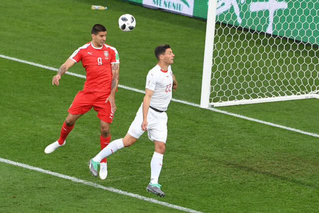 ชาคิรี สุดแสบ! ซัดท้ายเกม สวิส เฉือนเซิร์บ 2-1