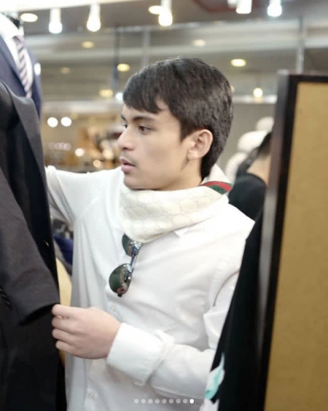 อวดโฉม ลูกชาย"แมนนี่ ปาเกียว"