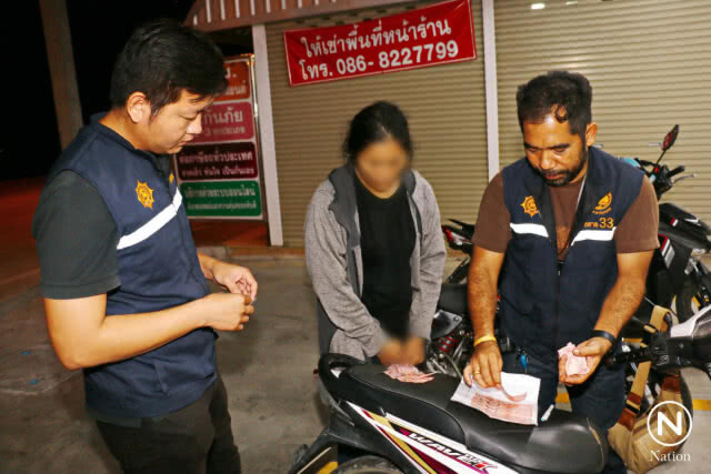 แม่ถูกล่อซื้อยานรก ลูกชายร่ำไห้แทบขาดใจ