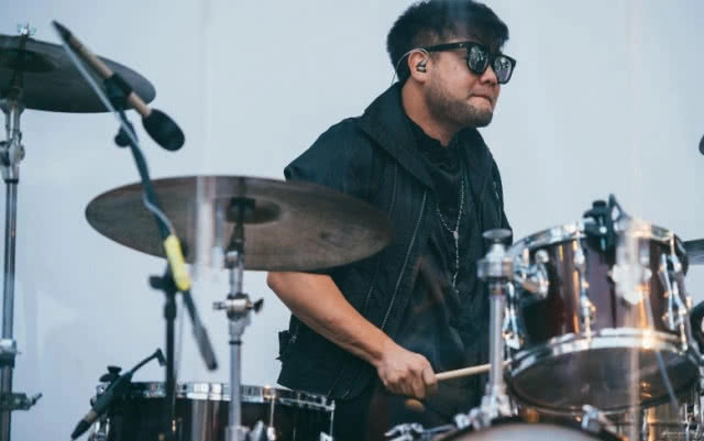 แฟนเพลงใจหาย! มือกลอง "สล็อตแมชชีน" ประกาศลาออก