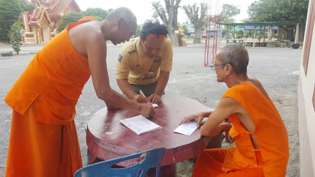 โจรใจบาปทุบเจดีย์เก็บกระดูก ขโมยเงินเหรียญและโกฏทองเหลือง