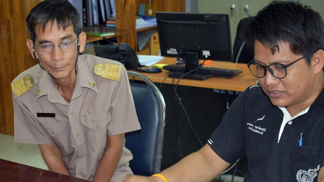 ผอ.โรงเรียนชี้แจงแล้ว !! ส่วนแม่-ลูกติด 0 ไม่จบ ม.6 ชวดเรียนวิศวะ(มีคลิป)