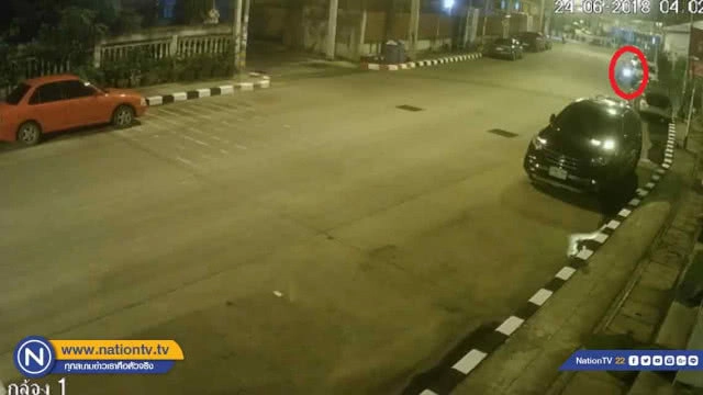 ตร.ล่าคนร้ายขโมยทรัพย์สินในรถขณะเจ้าของจอดนอนข้างทาง