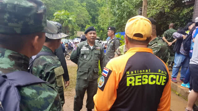 ข้อจำกัดด้านเวลาและสภาพอากาศ ช่วย 13 ชีวิตติดถ้ำหลวง จนท.ยันทำงาน 24 ชม.