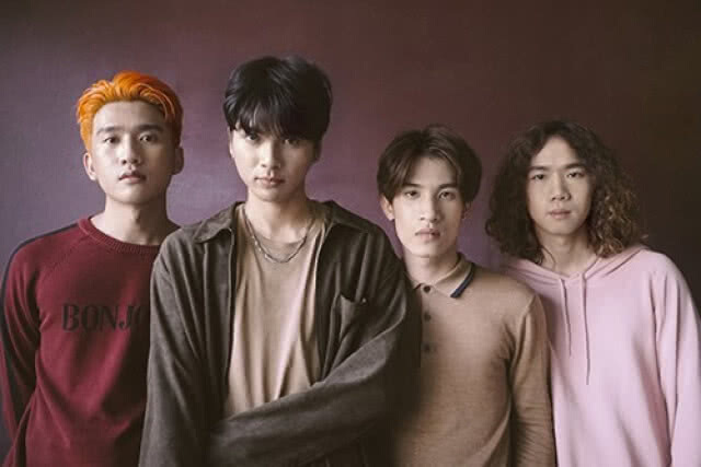 "แค่อีกครั้งเดียว"  จากเรื่องจริงสุดช้ำ สู่เพลงรักที่เศร้าที่สุดของวง "De Flamingo"