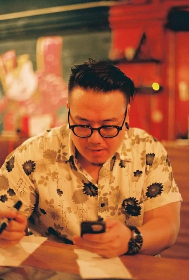 ปิ้งย่าง "เตาถ่าน Yakiniku Paradise" with famframe