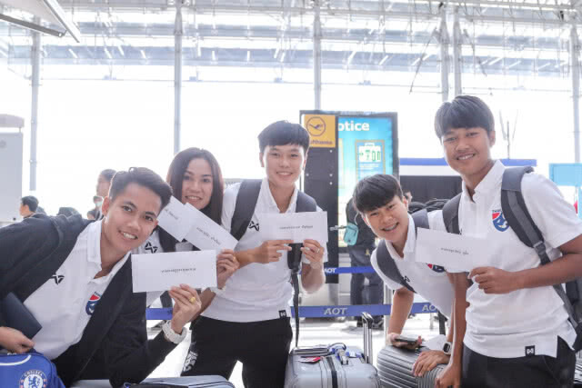 ชบาแก้วชุดใหญ่ออกเดินทางป้องแชมป์อาเซียน หนึ่งฤทัยยันไม่ประมาทเด็ดขาด