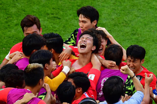 หลากอารมณ์ แฟน "อินทรีเหล็ก-โสมขาว"