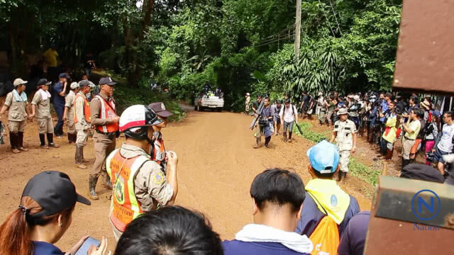 ผู้ว่าฯ ยันพบปล่องเข้าไปในถ้ำได้แล้วพร้อมแจ้งเหตุเจ้าหน้าที่เป็นลมไม่ได้ถูกไฟช็อต